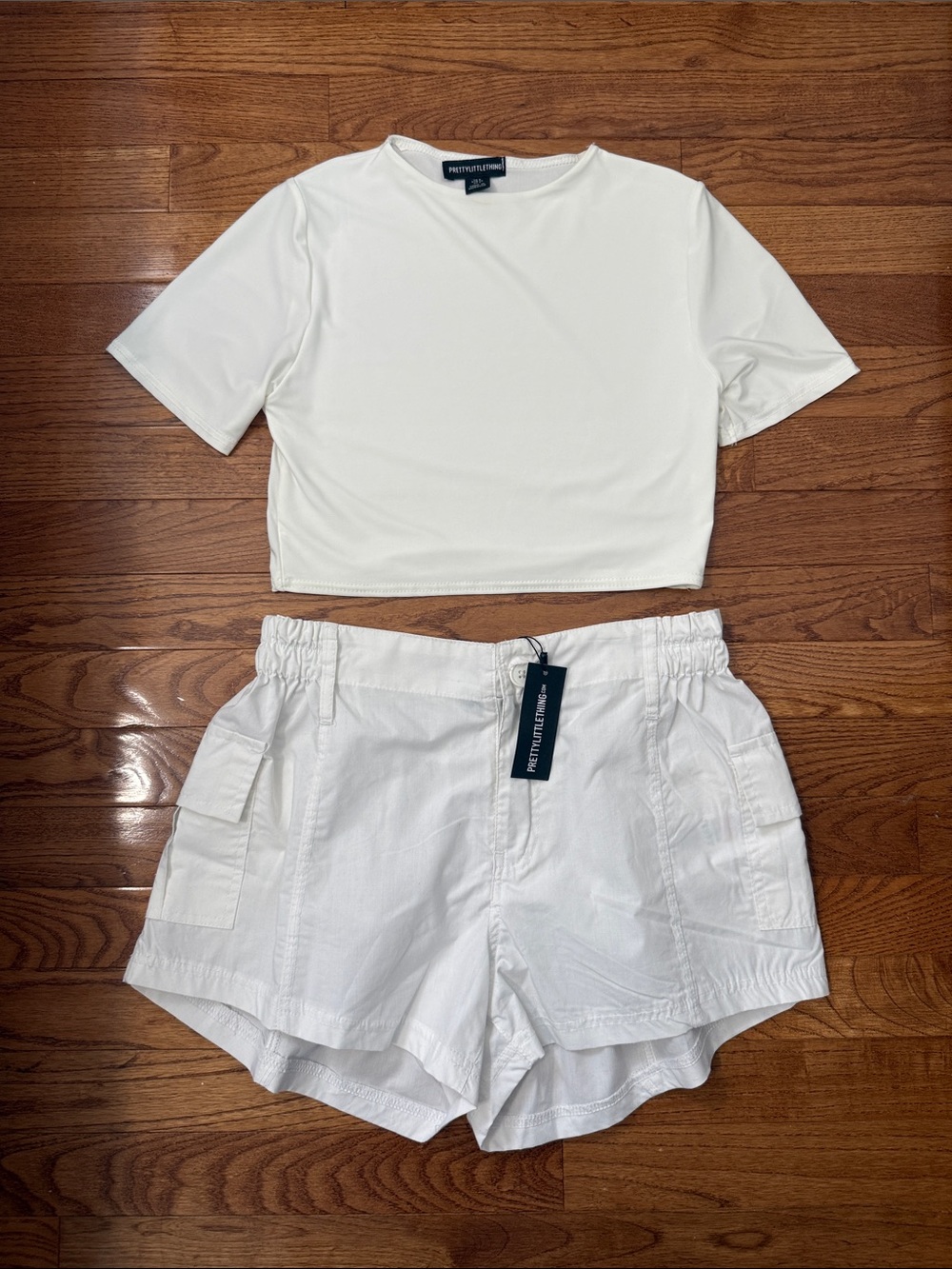 PRETTYLITTLETHING White Cropped Tee & Shorts